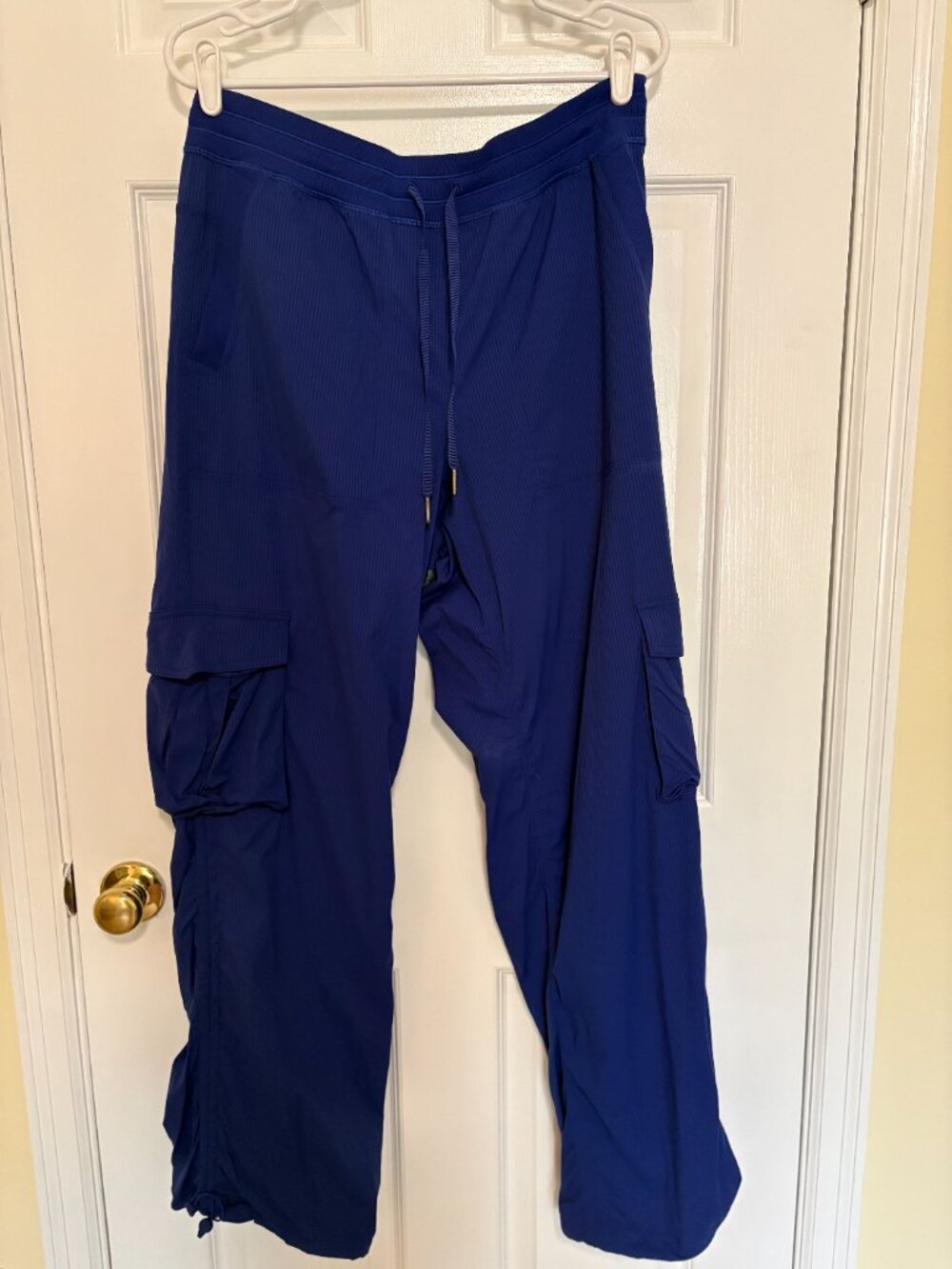 lululemon Dance Studio Relaxed Fit Cargo Pant Larkspur - Picture 3 of 4